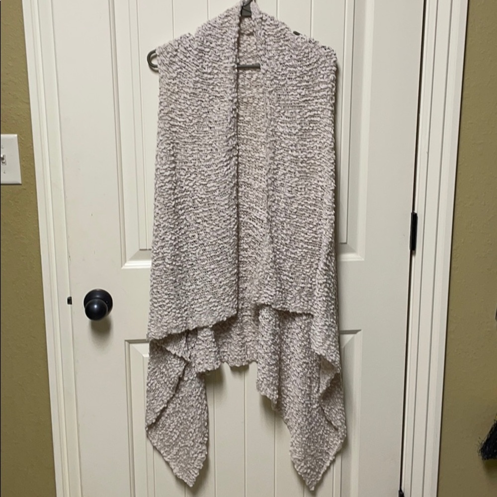 Crochet sleeveless vest